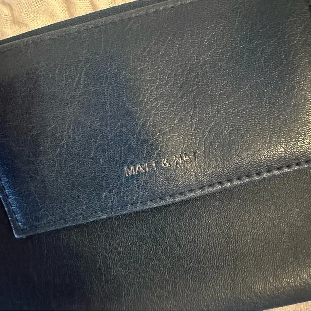 Matt & Nat Navy Vegan Leather Wristlet